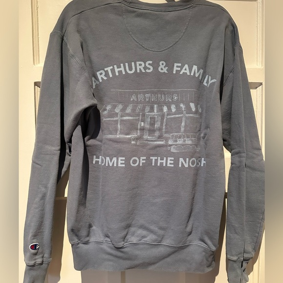 Arthur’s Sweater - Picture 3 of 5